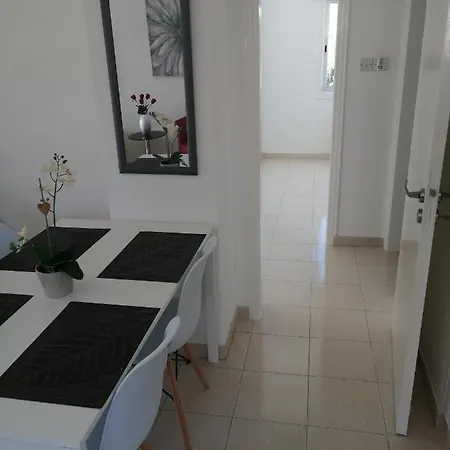 Blue Haven Apartament Voroklini